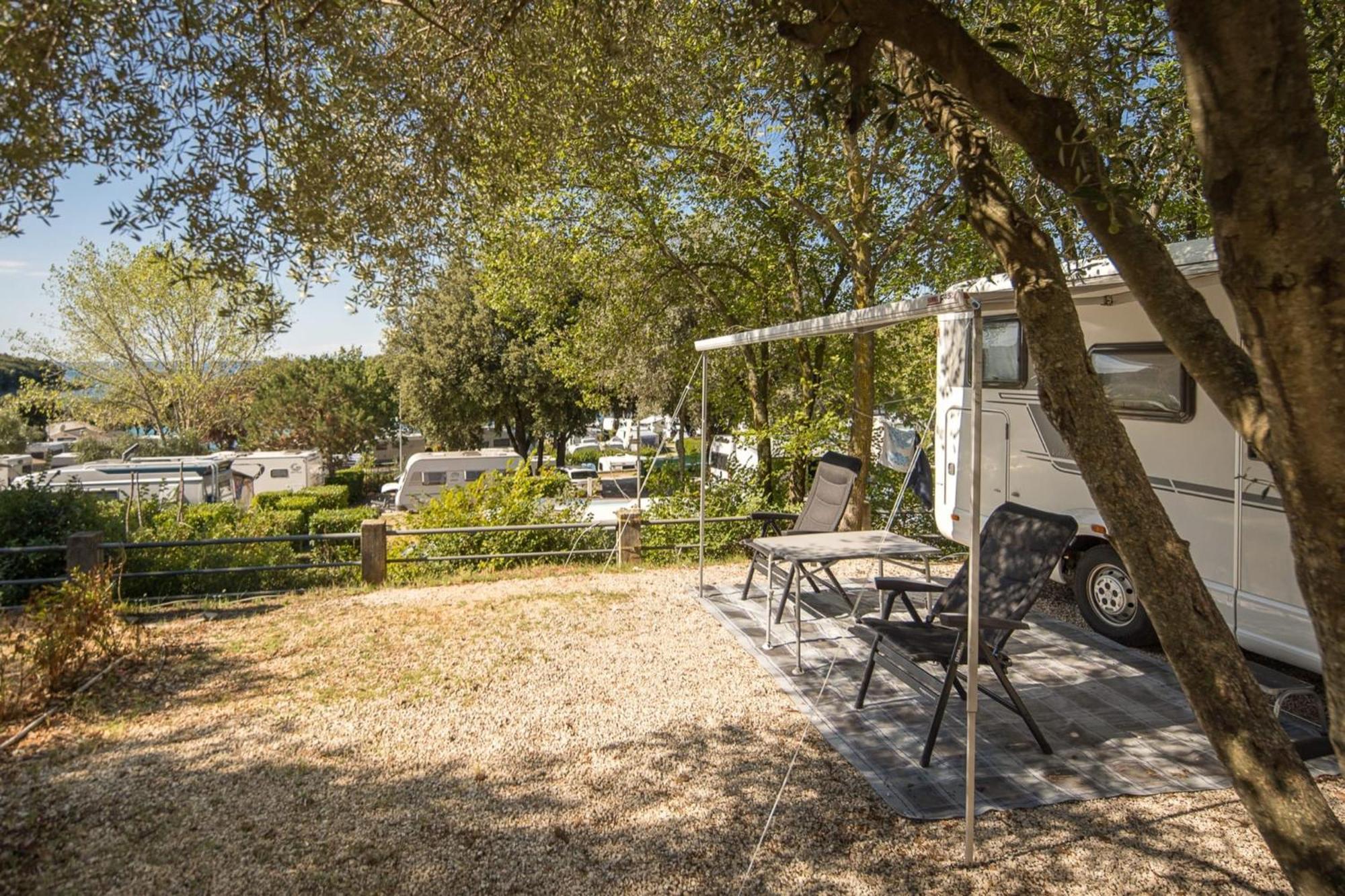 Maistra Camping Porto Sole Pitches Върсар Екстериор снимка