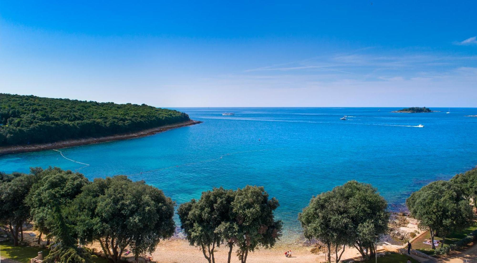 Maistra Camping Porto Sole Pitches Върсар Екстериор снимка
