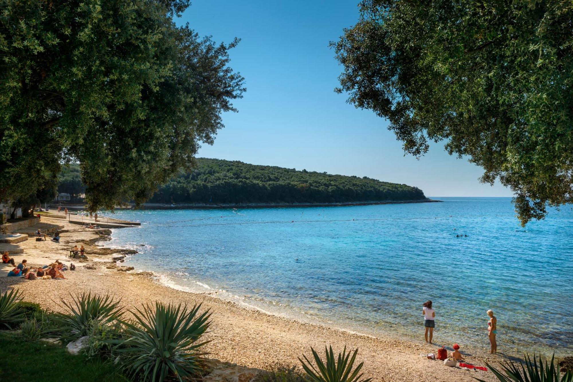 Maistra Camping Porto Sole Pitches Върсар Екстериор снимка